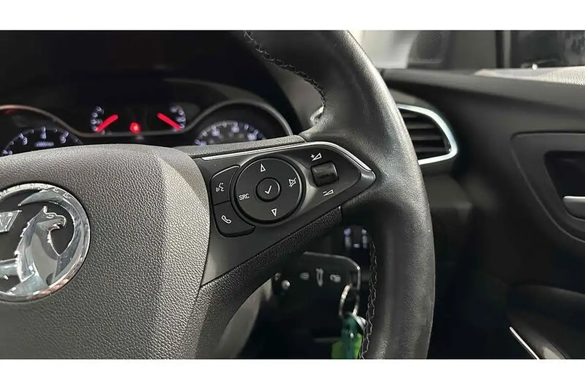 2019-vauxhall-grandland-x-12-elite-nav-ss-big-45