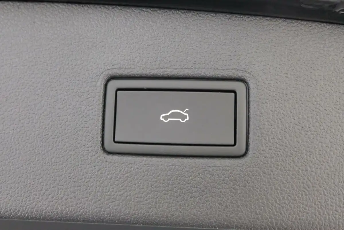 2024-volkswagen-tiguan-allspace-20-tsi-r-line-245ps-evo-big-39