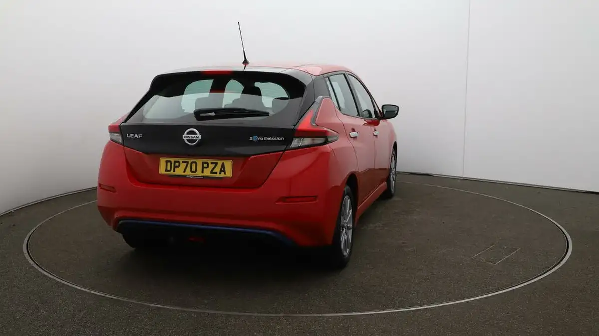 2021-nissan-leaf-e-acenta-big-56