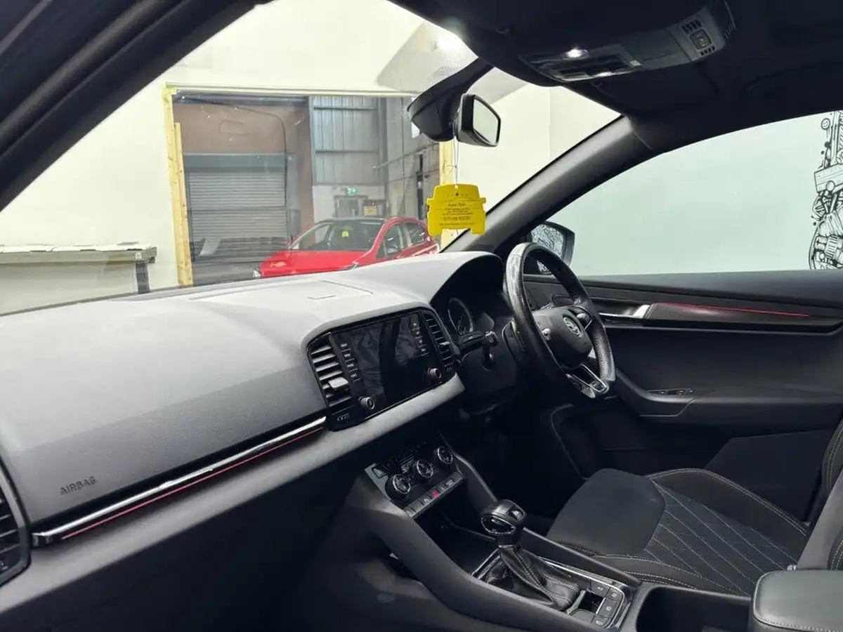 2020-skoda-karoq-15-tsi-sportline-dsg-big-16