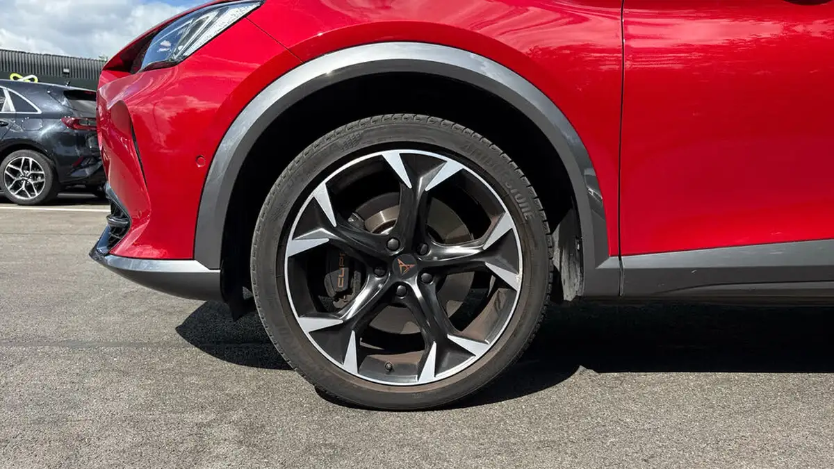 2021-cupra-formentor-20-tsi-vz2-big-16