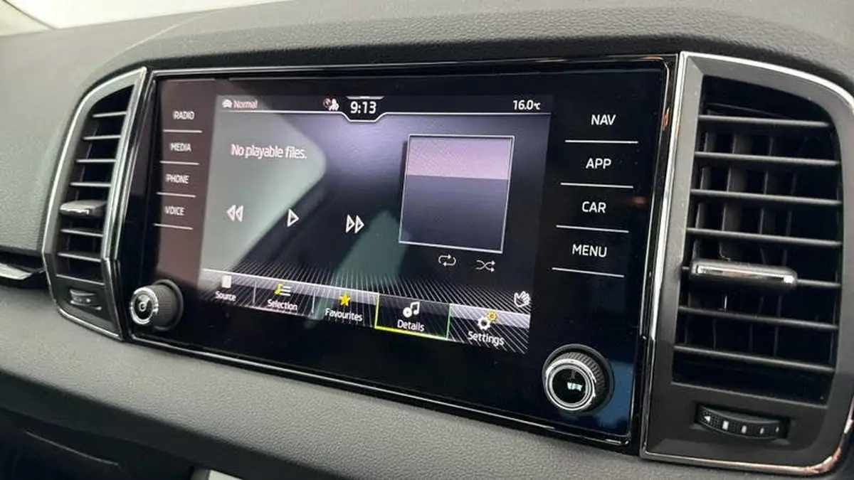 2021-skoda-karoq-10-tsi-se-l-110ps-big-12
