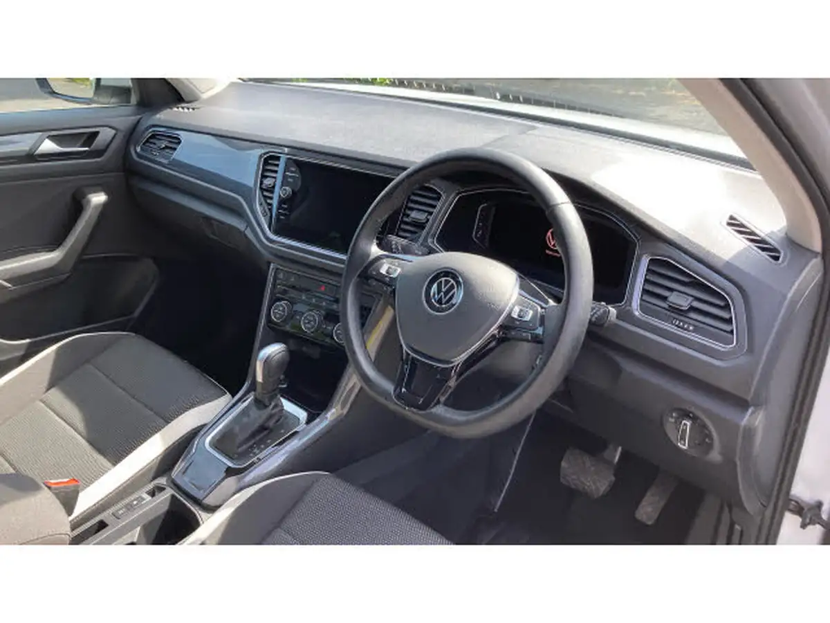2021-volkswagen-t-roc-15-tsi-sel-dsg-big-10