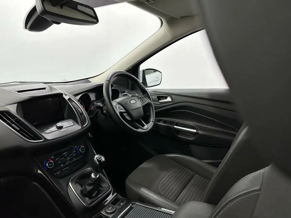 2017-ford-kuga-20tdci-titanium-150ps-big-22