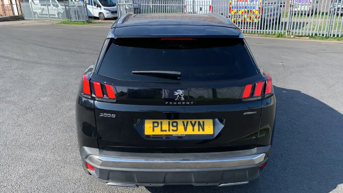 2019-peugeot-3008-suv-15-bluehdi-gt-line-premium-eat8-big-40
