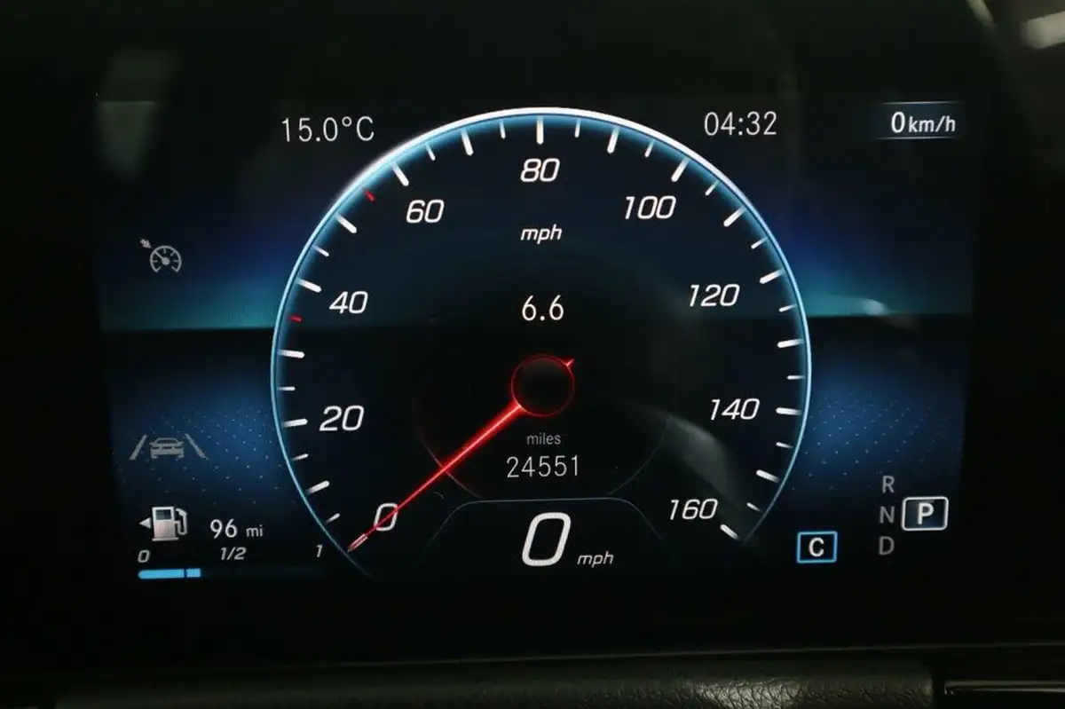 2023-mercedes-benz-gla-class-13-gla-200-sport-executive-station-wagon-big-44