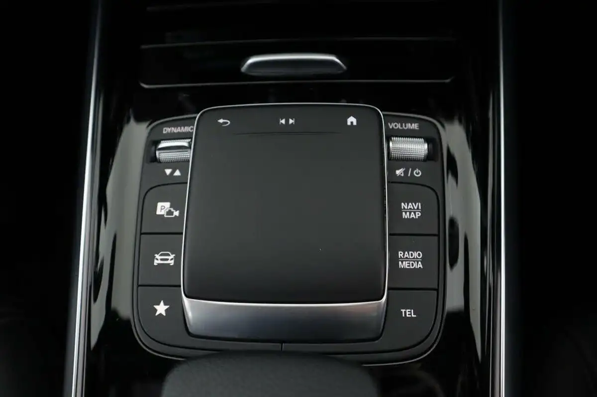 2023-mercedes-benz-gla-class-13-gla-200-sport-executive-station-wagon-big-20