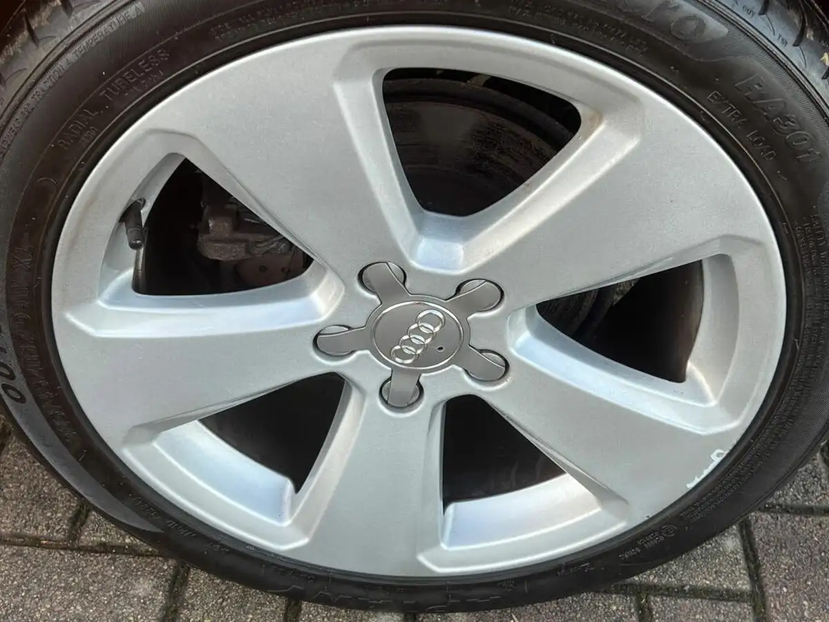 2016-audi-a3-16tdi-s-line-nav-ss-saloon-4d-big-33