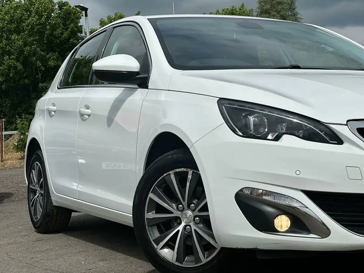 2017-peugeot-308-16-bluehdi-allure-big-9