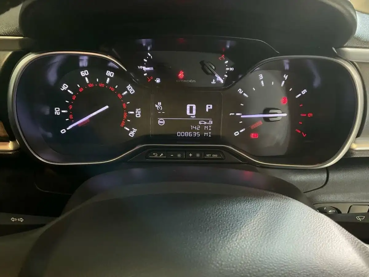 2020-citroen-c3-12-puretech-flair-plus-110ps-eat6-big-38