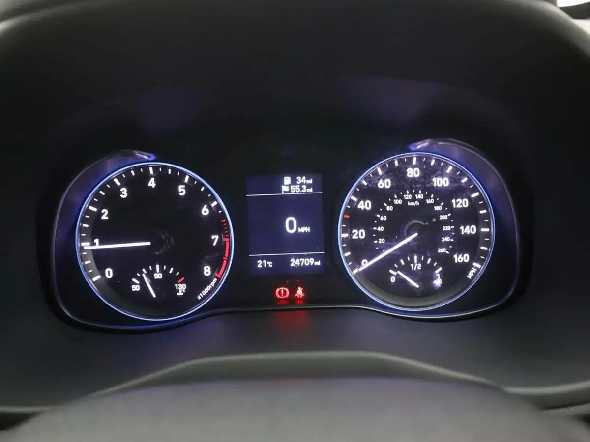 2018-hyundai-kona-10-t-gdi-premium-se-1-tone-roof-big-16