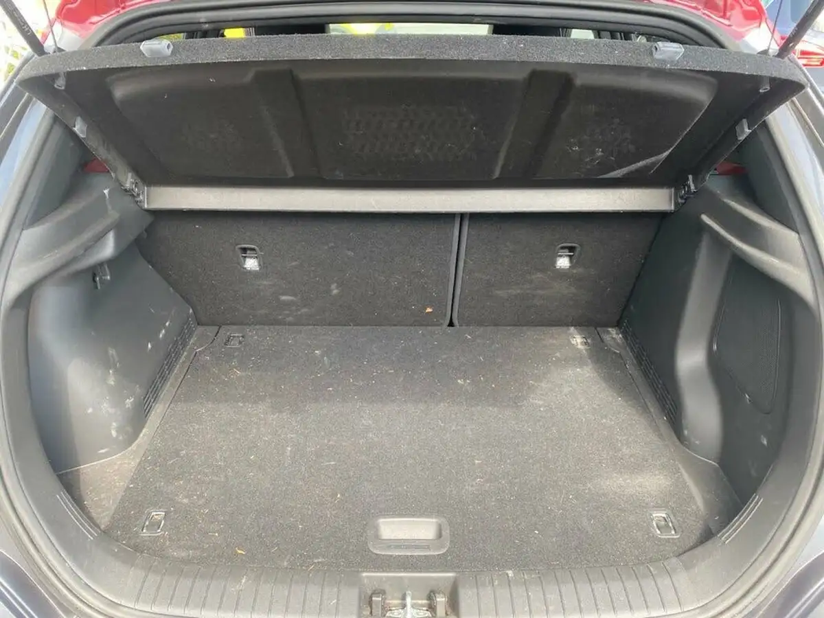 2019-hyundai-kona-16-t-gdi-iron-man-edition-big-40