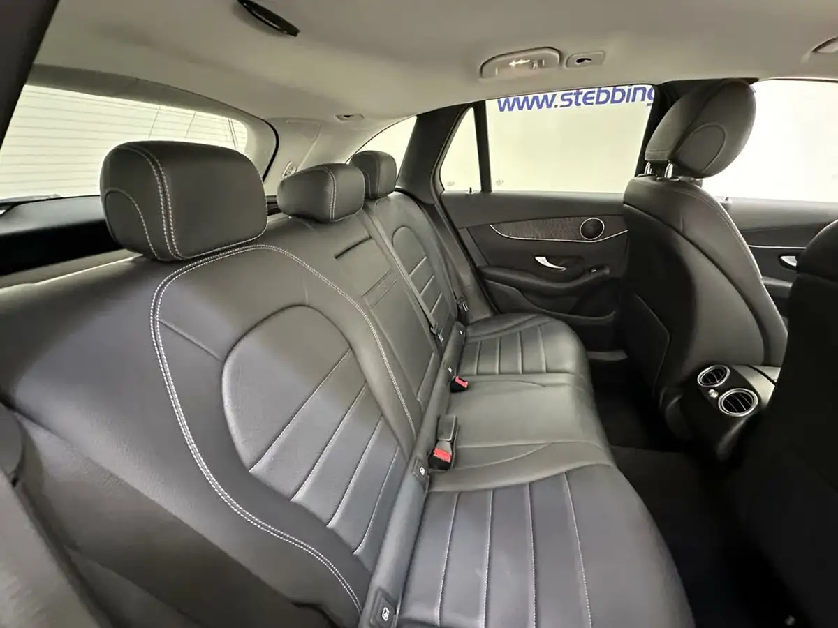 2018-mercedes-benz-glc-class-21d-glc220d-sport-ss-station-wagon-5d-big-18