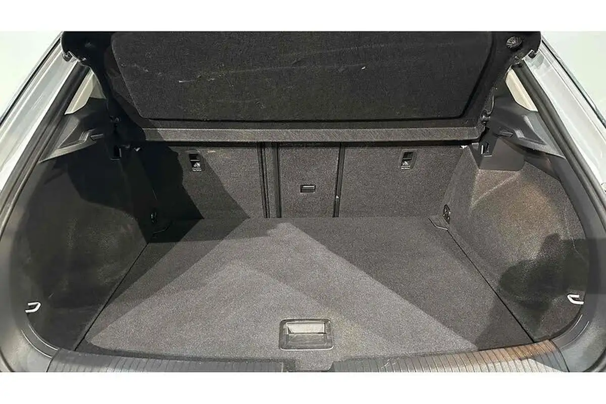 2019-volkswagen-t-roc-20tdi-sel-dsg-big-44