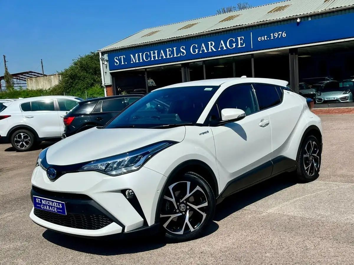 2020-toyota-c-hr-20-vvt-i-design-big-0