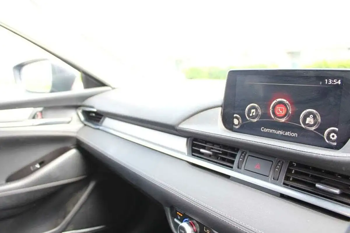 2021-mazda-mazda6-20-skyactiv-g-sport-tourer-5d-big-22