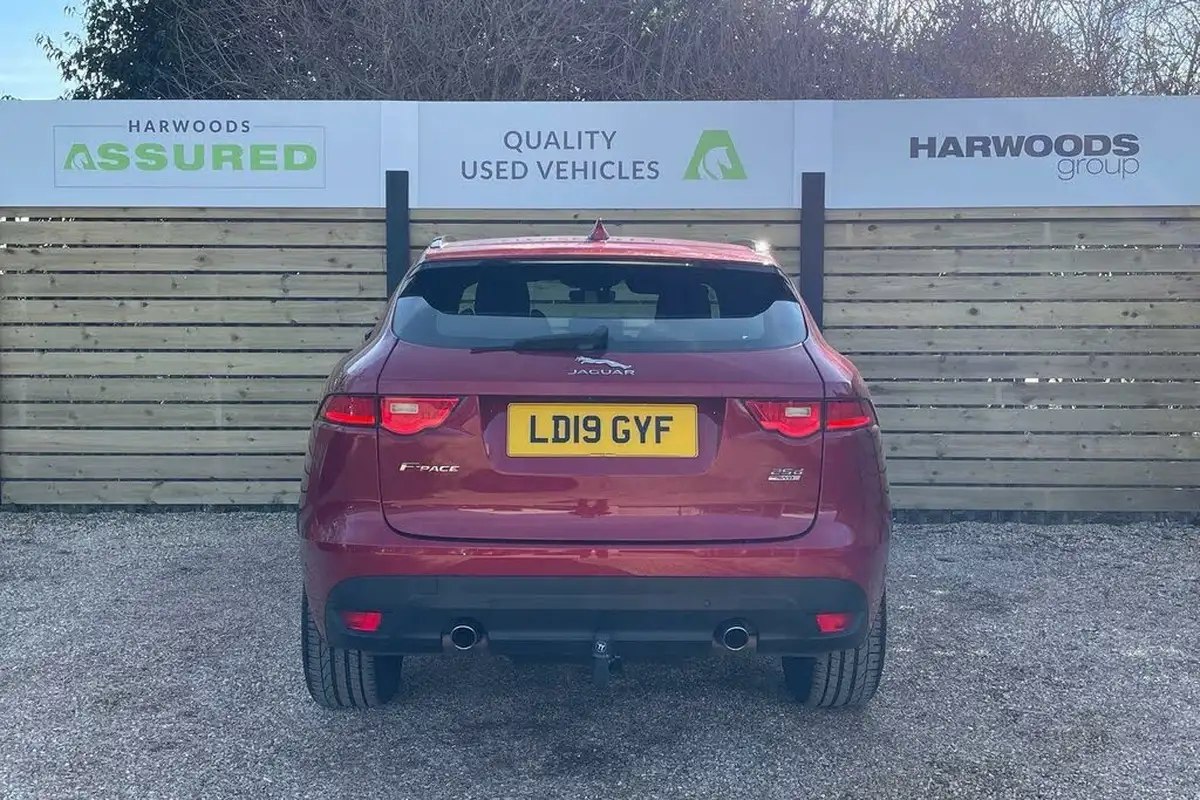 2019-jaguar-f-pace-20-i4d-r-sport-240ps-awd-ss-auto-big-8