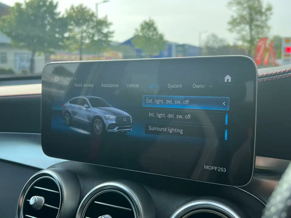 2020-mercedes-benz-glc-class-30-glc-amg-43-coupe-4d-big-48