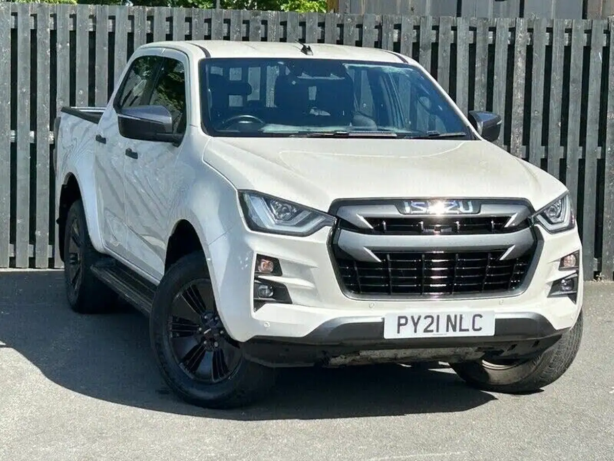 2021-isuzu-d-max-19td-v-cross-auto-big-0