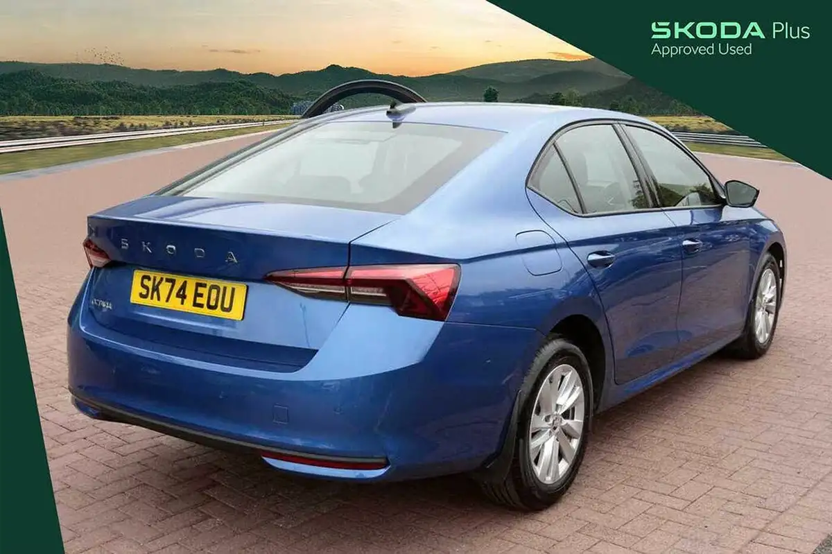 2024-skoda-octavia-15-tsi-e-tec-se-technology-hatchback-big-11