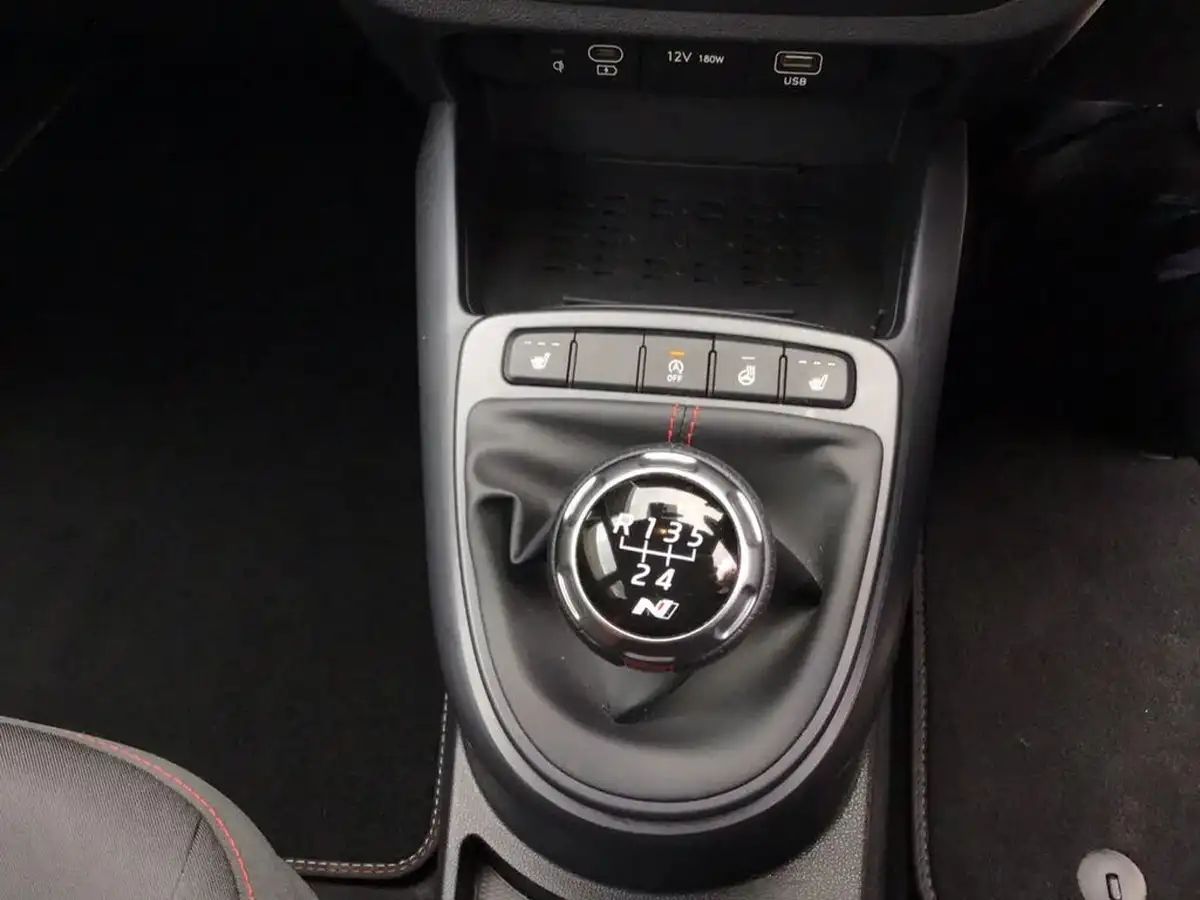 2024-hyundai-i10-10-t-gdi-n-line-90ps-two-tone-roof-big-18