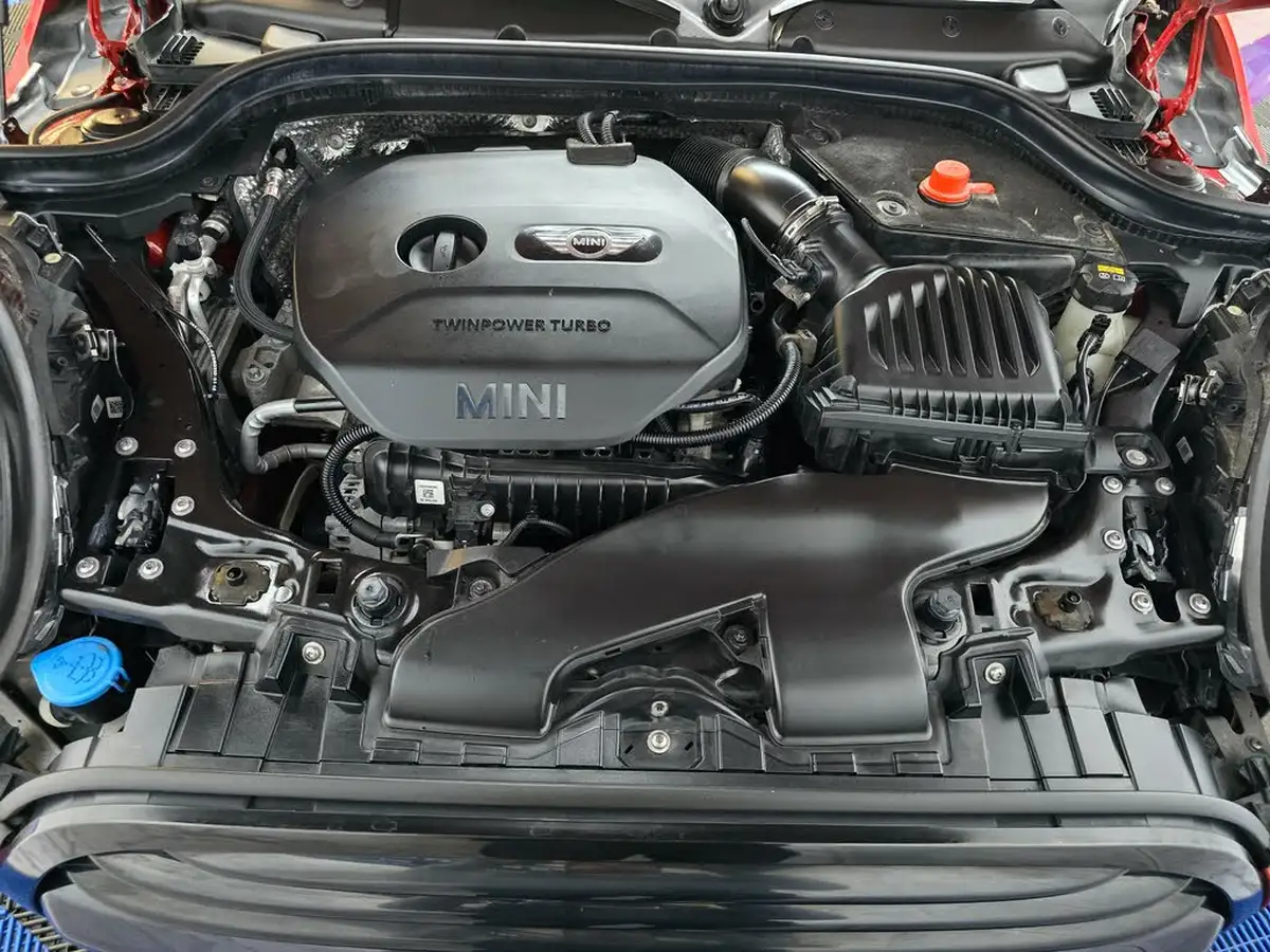 2016-mini-cooper-15-cooper-ss-hatchback-3d-big-24