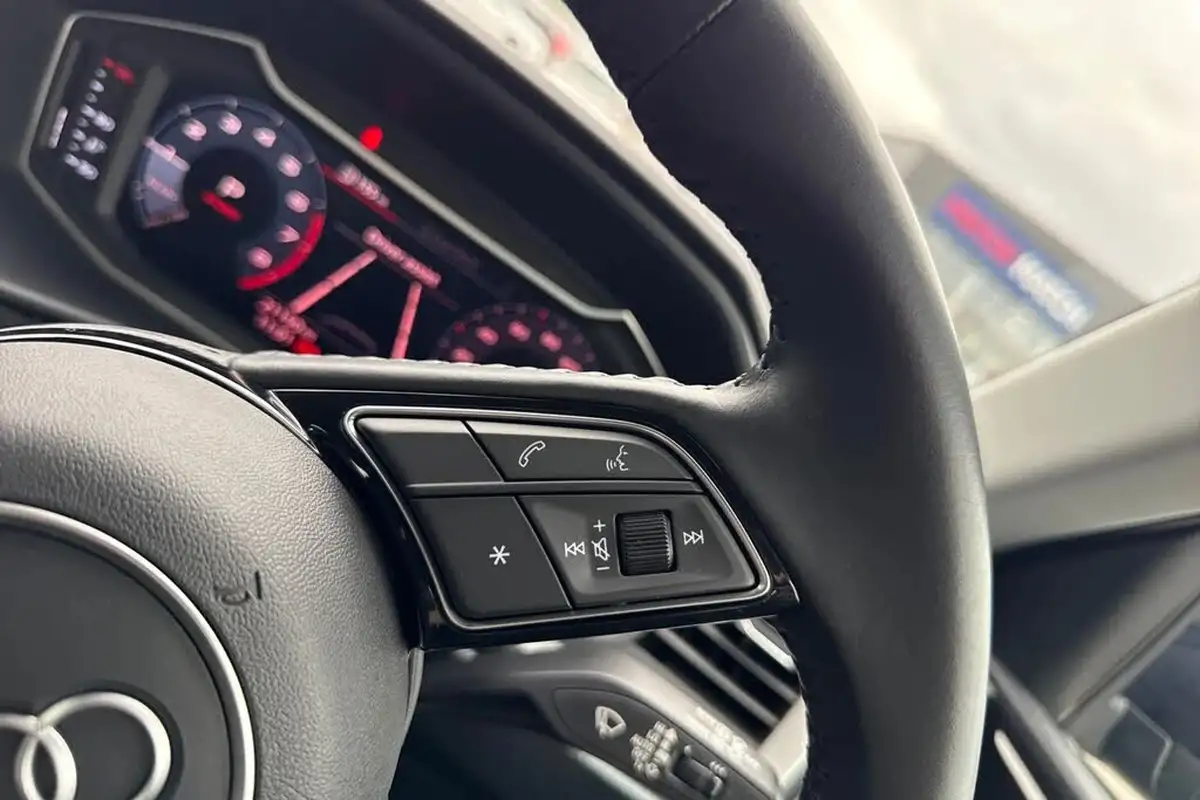 2020-audi-a1-10-30-tfsi-sport-116ps-s-tronic-big-36