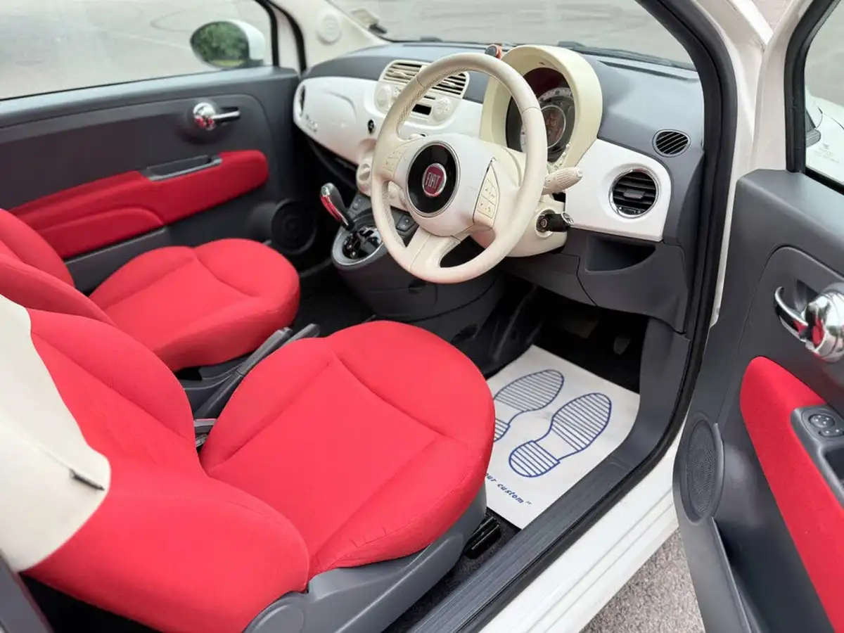 2013-fiat-500c-12-lounge-dualogic-big-9