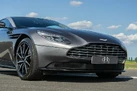 2017-aston-martin-db11-52-v12-launch-edition-small-24