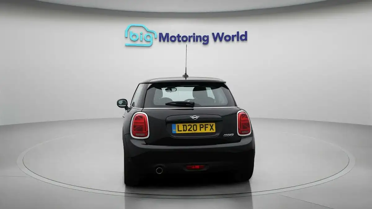 2020-mini-cooper-15-cooper-classic-hatchback-3d-auto-big-6