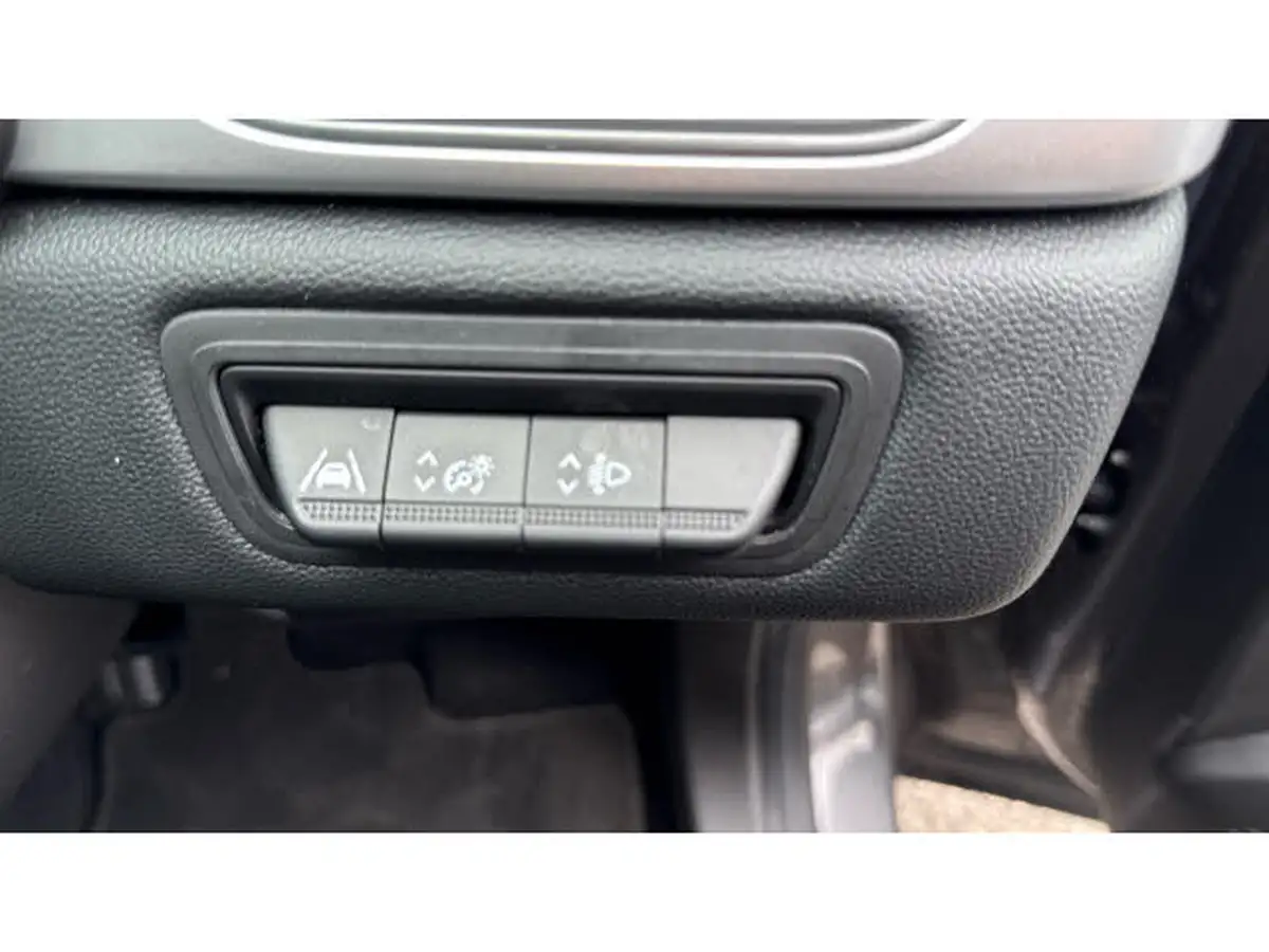 2023-renault-captur-16-techno-145ps-full-big-29