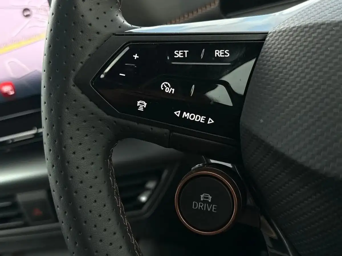 2024-cupra-born-e-v3-230ps-77kwh-e-boost-big-43