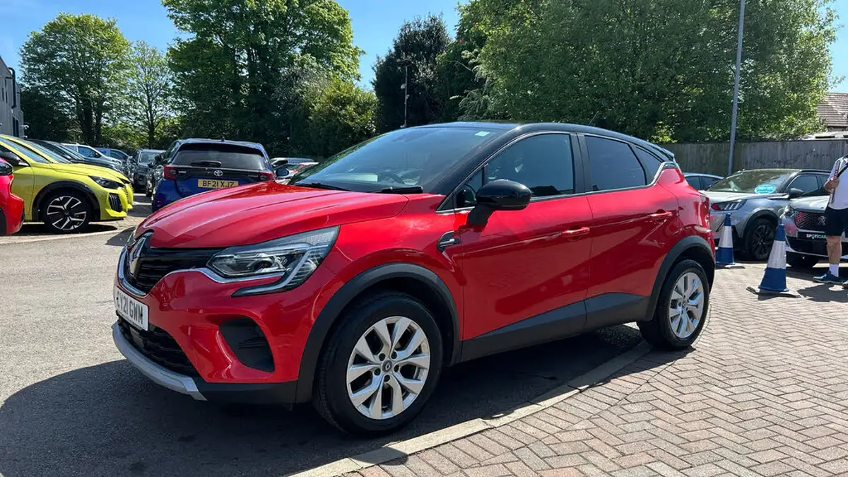 2021-renault-captur-13-tce-iconic-140ps-big-6