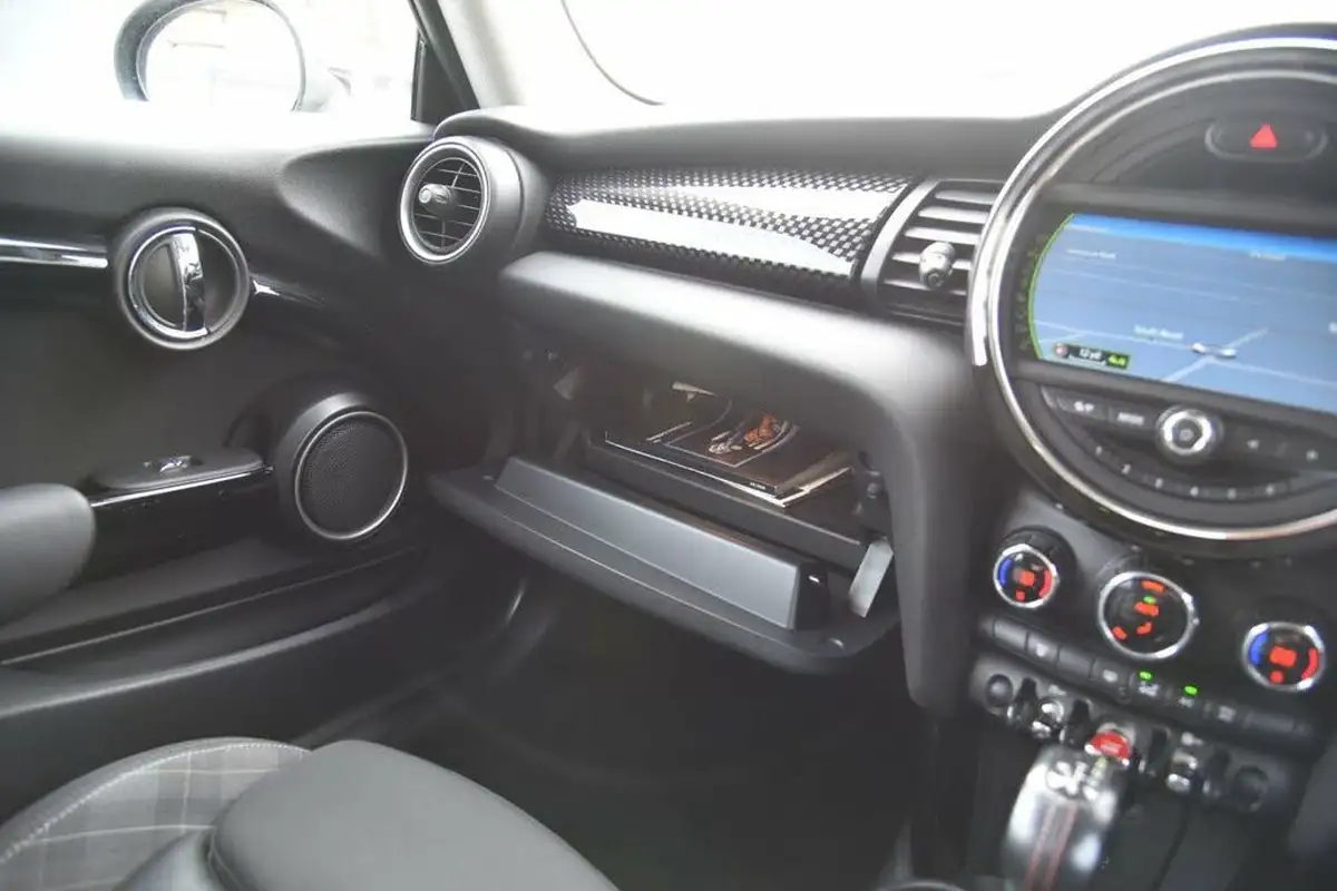 2015-mini-cooper-20td-cooper-sd-170bhp-ss-hatchback-3d-sport-auto-big-35