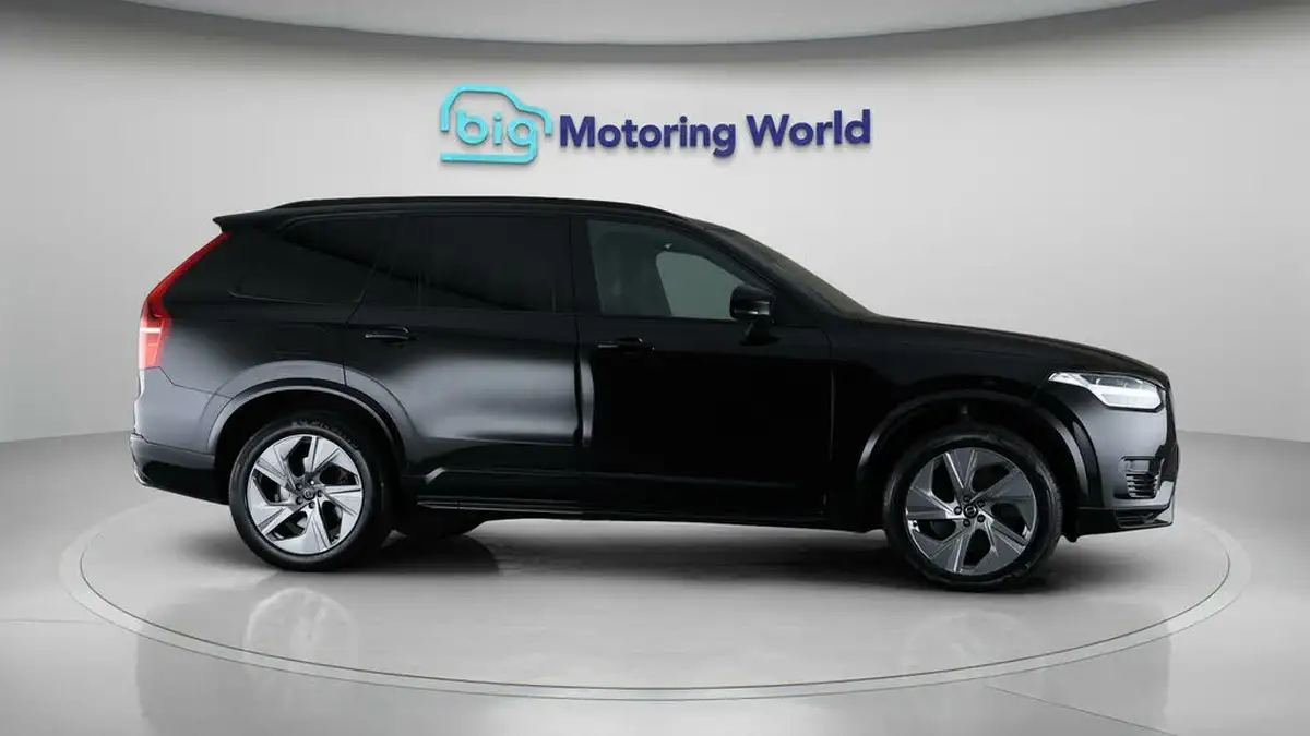 2021-volvo-xc90-20-t8-r-design-390bhp-big-7