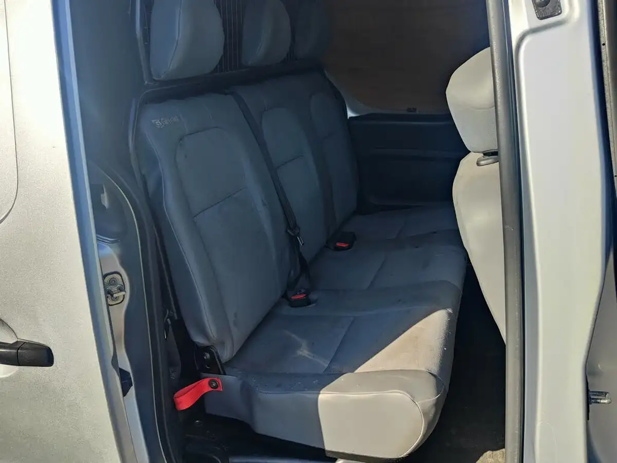 2014-citroen-berlingo-16td-l2-725-x-big-10
