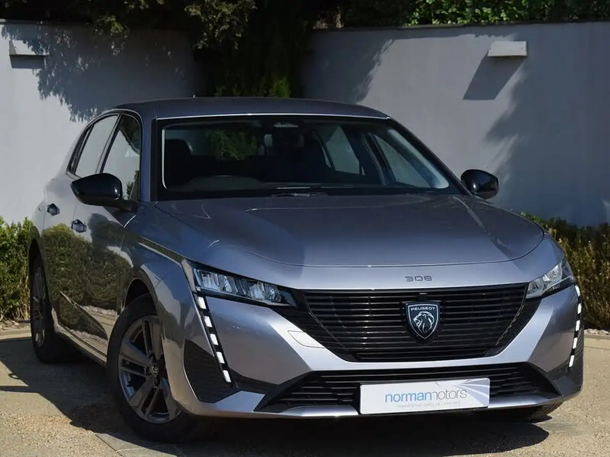 2022-peugeot-308-12-puretech-active-premium-130bhp-eat8-big-7