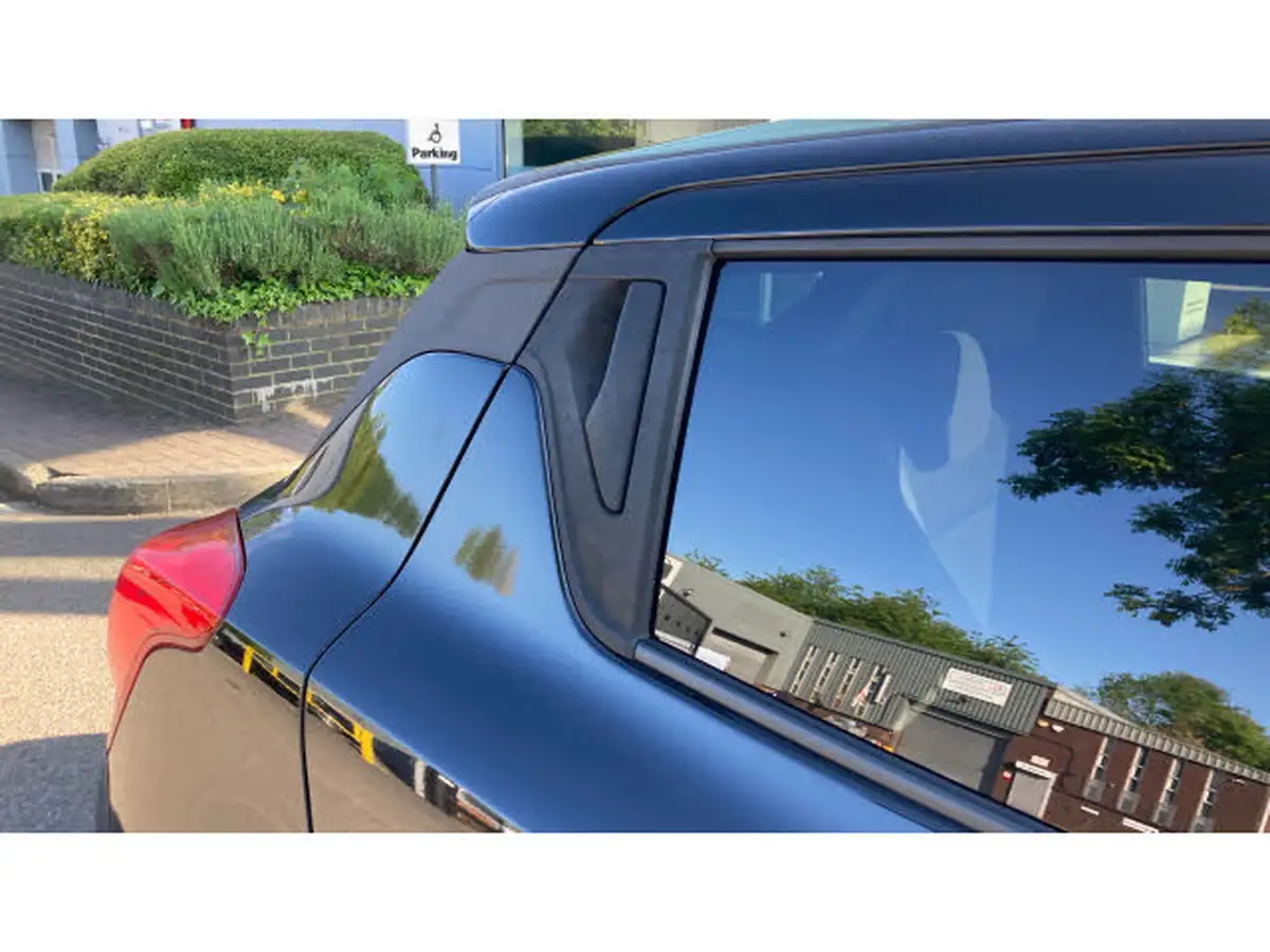 2018-suzuki-swift-10-boosterjet-sz-t-111ps-big-32