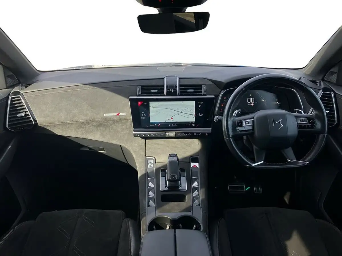 2019-ds-ds-7-crossback-16-puretech-performance-line-180ps-big-8