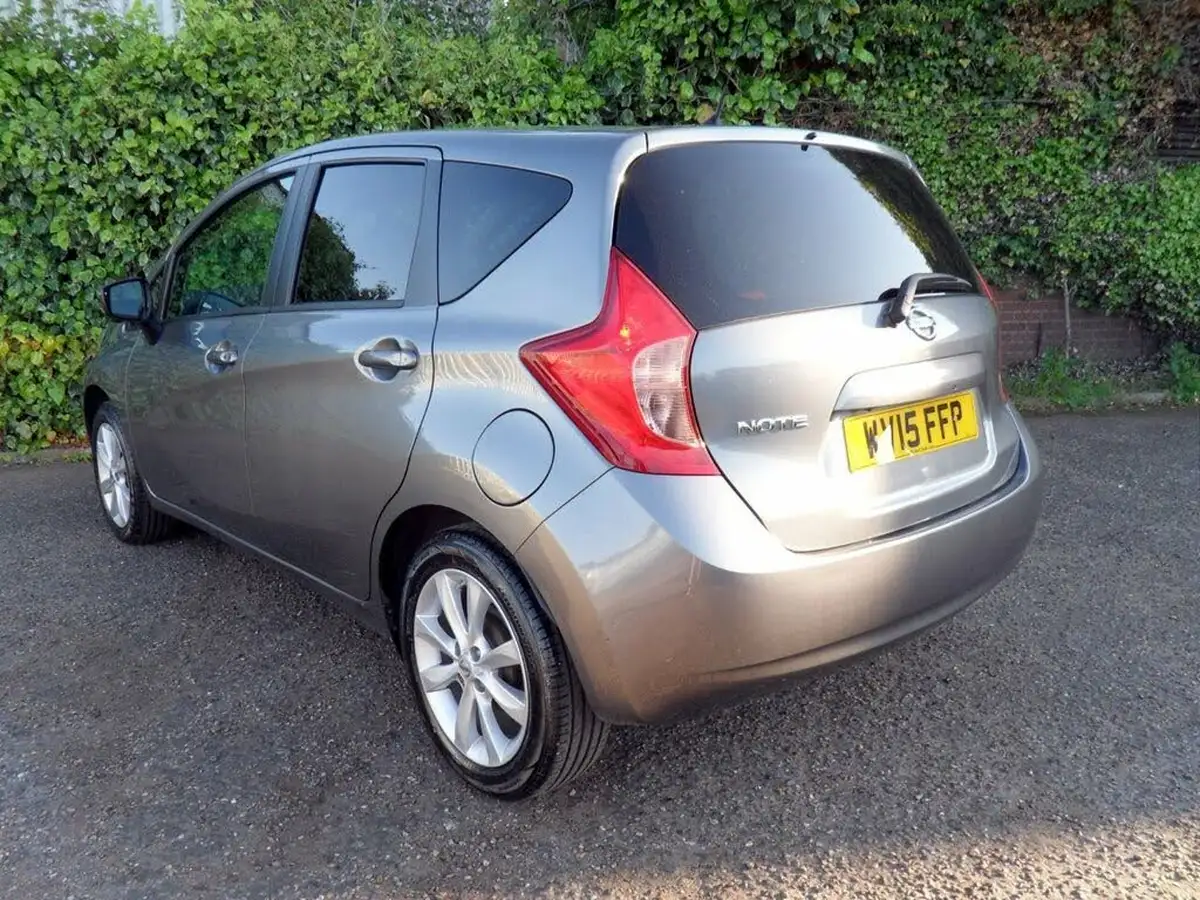 2015-nissan-note-12-tekna-big-7