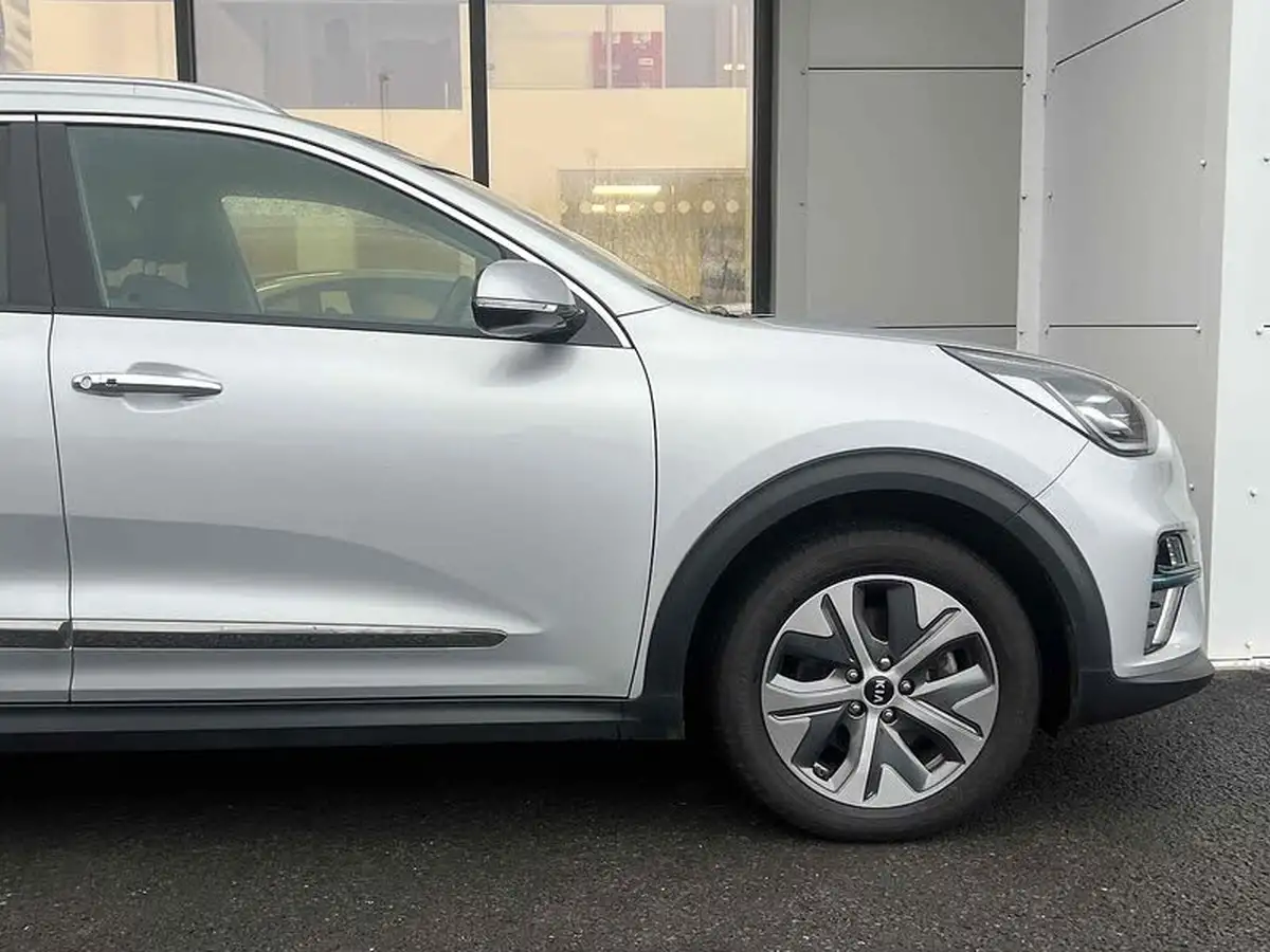 2020-kia-e-niro-ev-4-big-8
