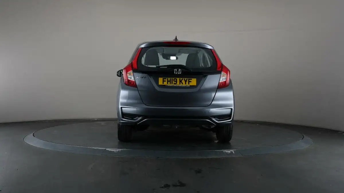 2019-honda-jazz-13-i-vtec-s-big-30