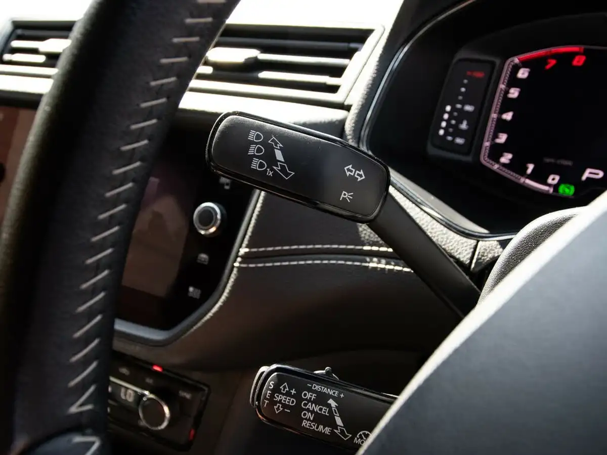 2019-seat-arona-10-tsi-xcellence-lux-ss-dsg-big-16
