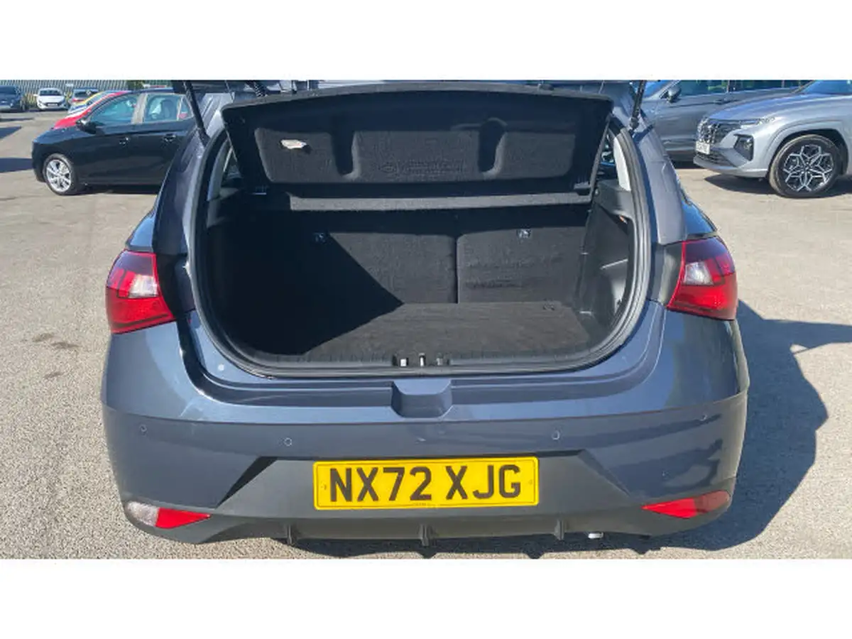 2022-hyundai-i20-10-t-gdi-se-connect-eclutch-imt-big-3