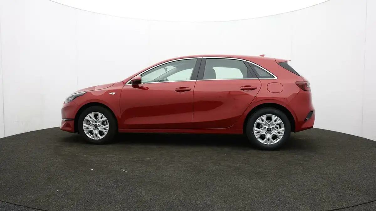 2024-kia-ceed-15-t-gdi-2-138bhp-hatchback-big-63