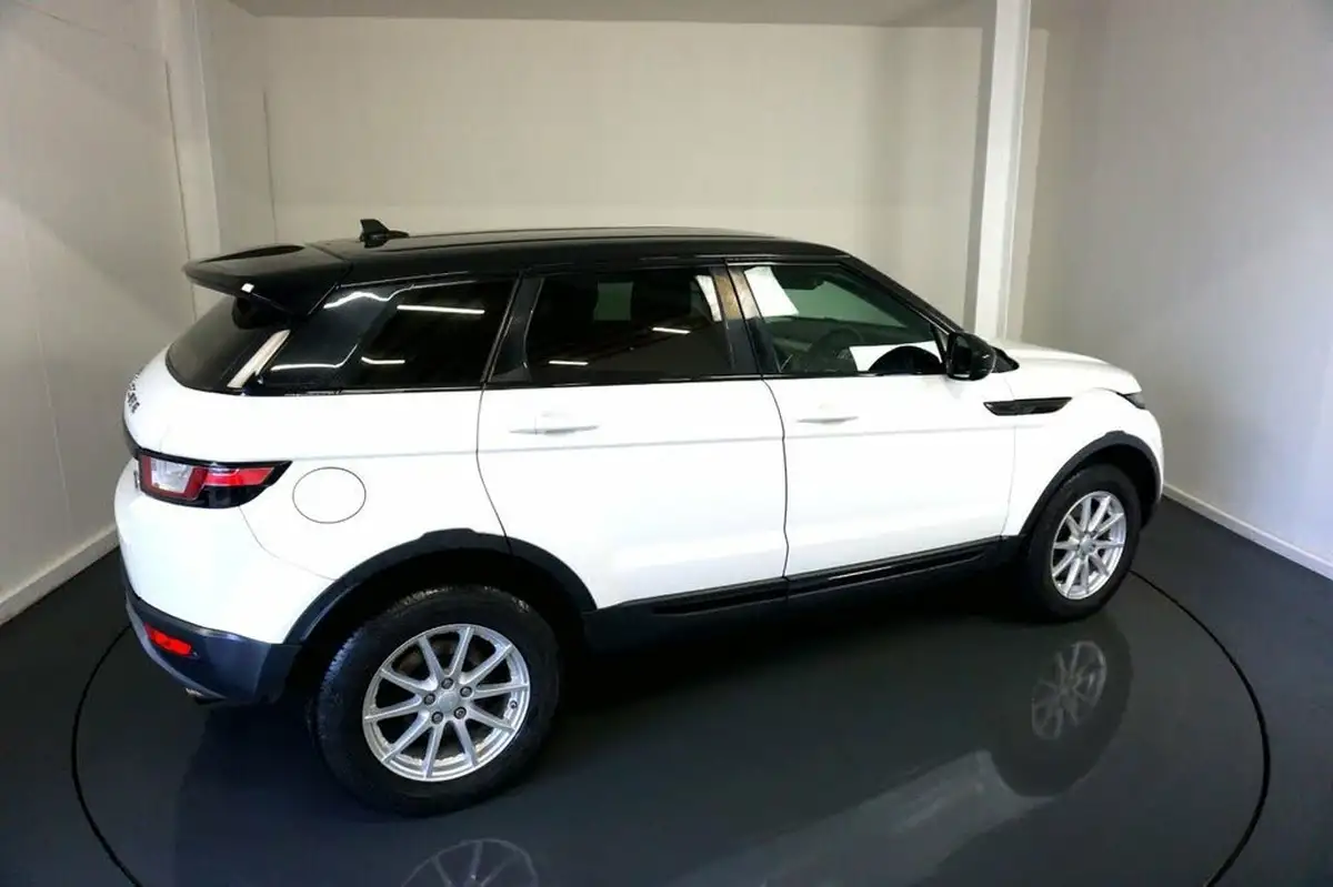 2015-land-rover-range-rover-evoque-20td4-se-tech-ss-hatchback-5d-big-8
