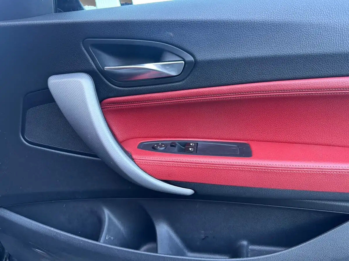 2014-bmw-2-series-20-220i-m-sport-coupe-2d-big-10