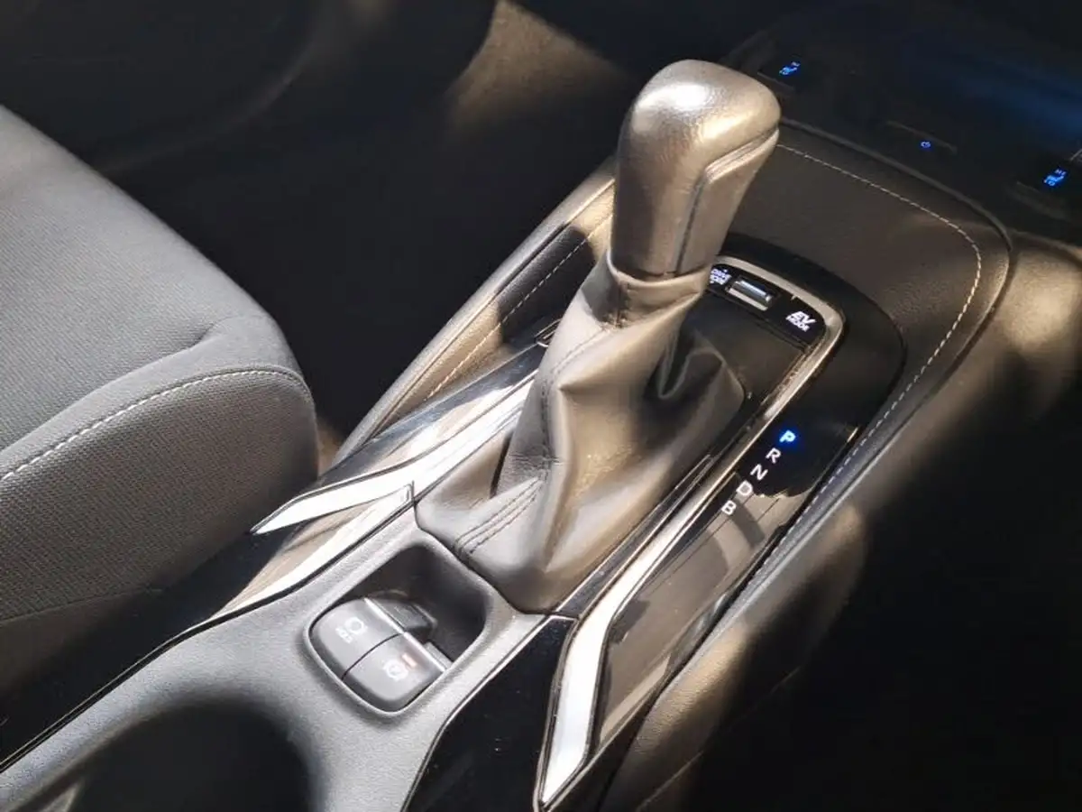 2022-suzuki-swace-18-sz5-big-10