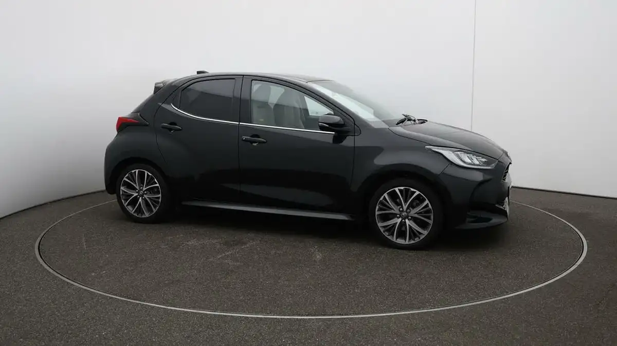 2022-toyota-yaris-15-vvt-i-excel-big-45