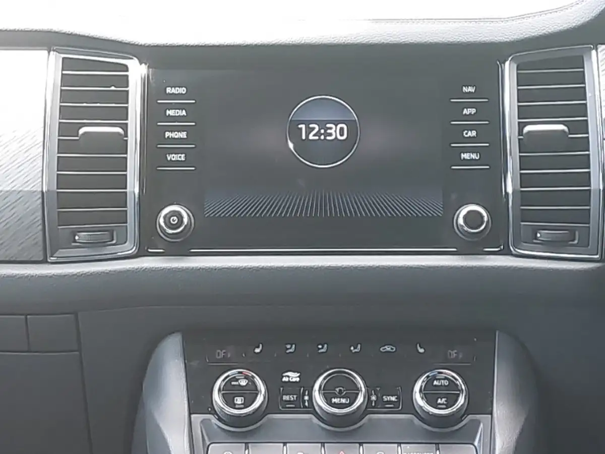 2024-skoda-kodiaq-15-tsi-se-l-executive-dsg-big-9